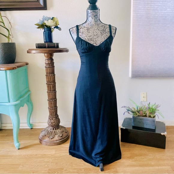 Princess Polly Dresses & Skirts - Princess Polly Backless Cutout Summer Cotton Linen Blend Maxi Dress Size 2